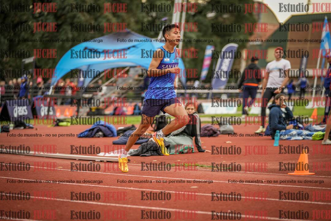 Fotos de los 400 m con vallas de varones