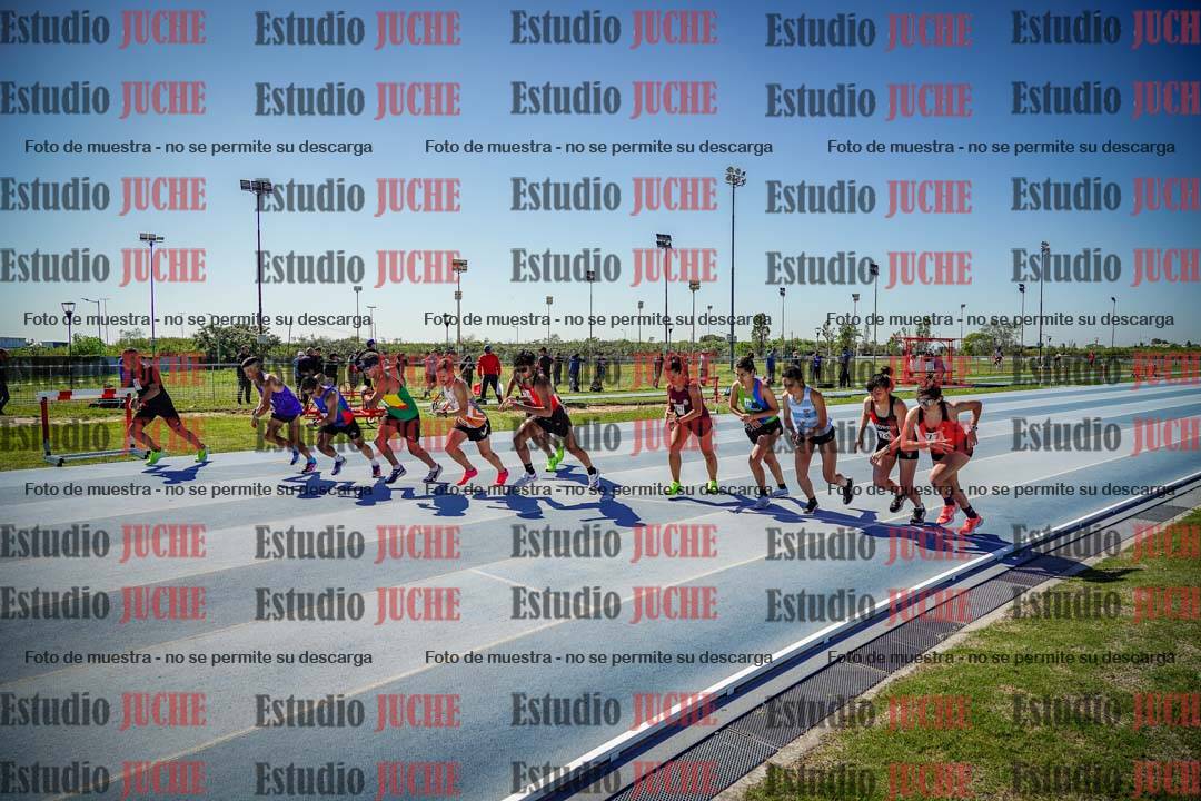 Fotos de los 5000 m de mujeres y varones - serie 2