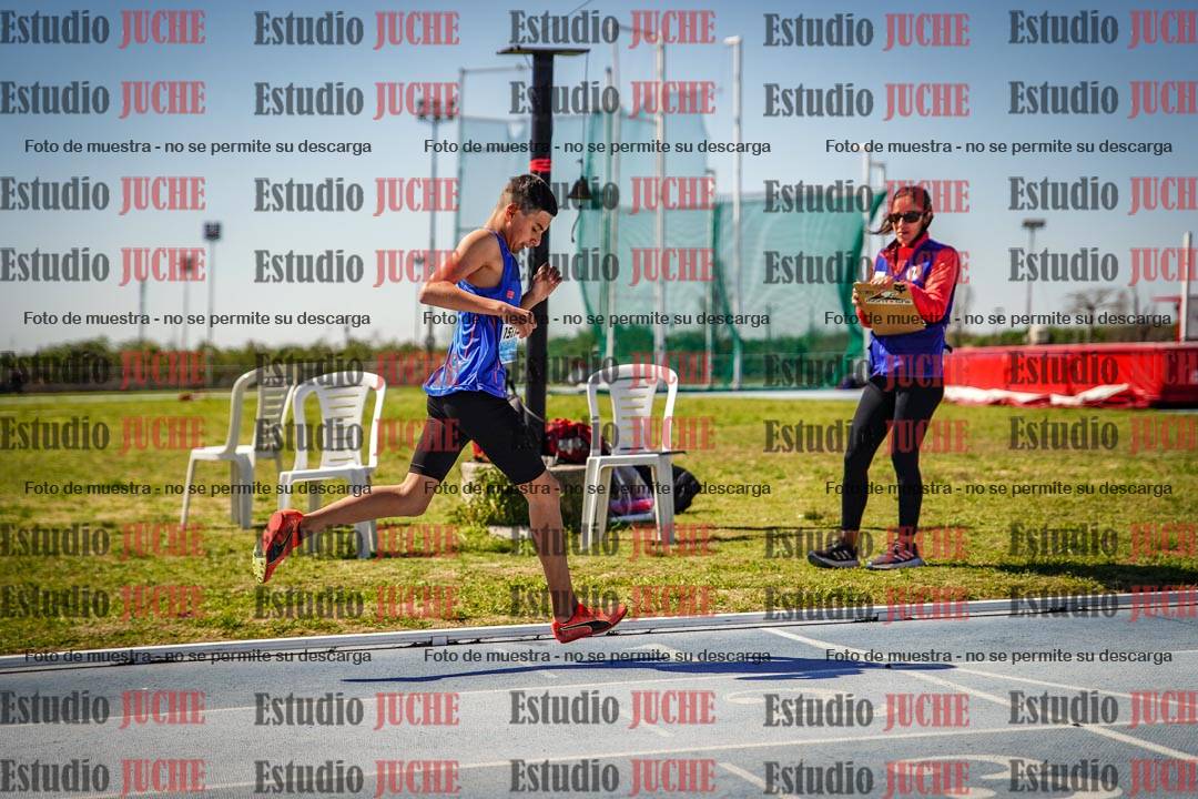 Fotos de los 600 m llanos de varones