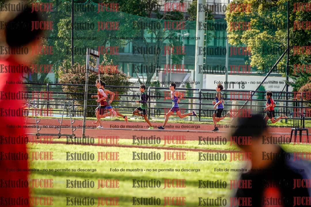 Fotos de los 600 m llanos de varones