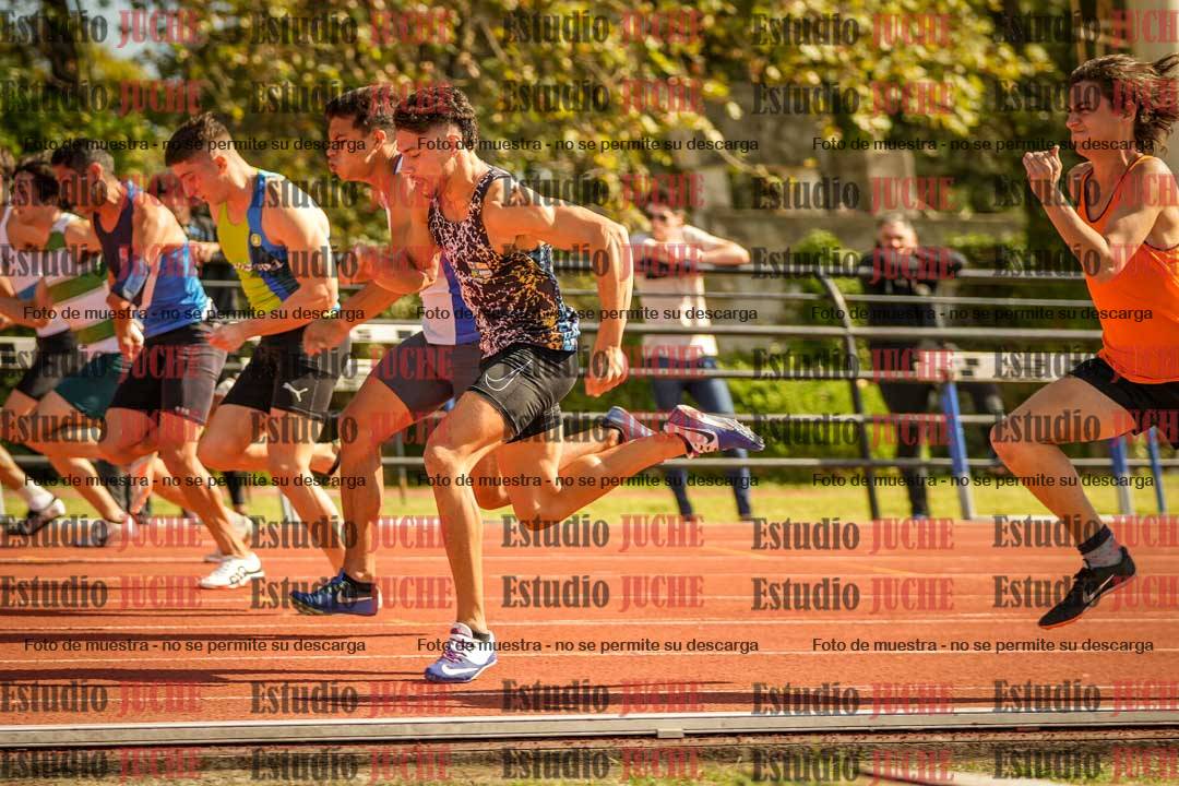 Fotos de los 100 m llanos de varones