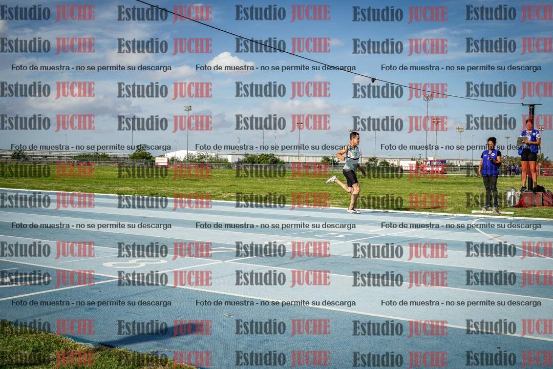 Fotos de los 400 m llanos de varones