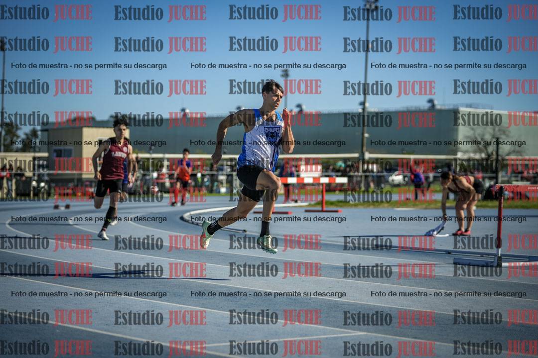 Fotos de los 400 m con vallas de varones
