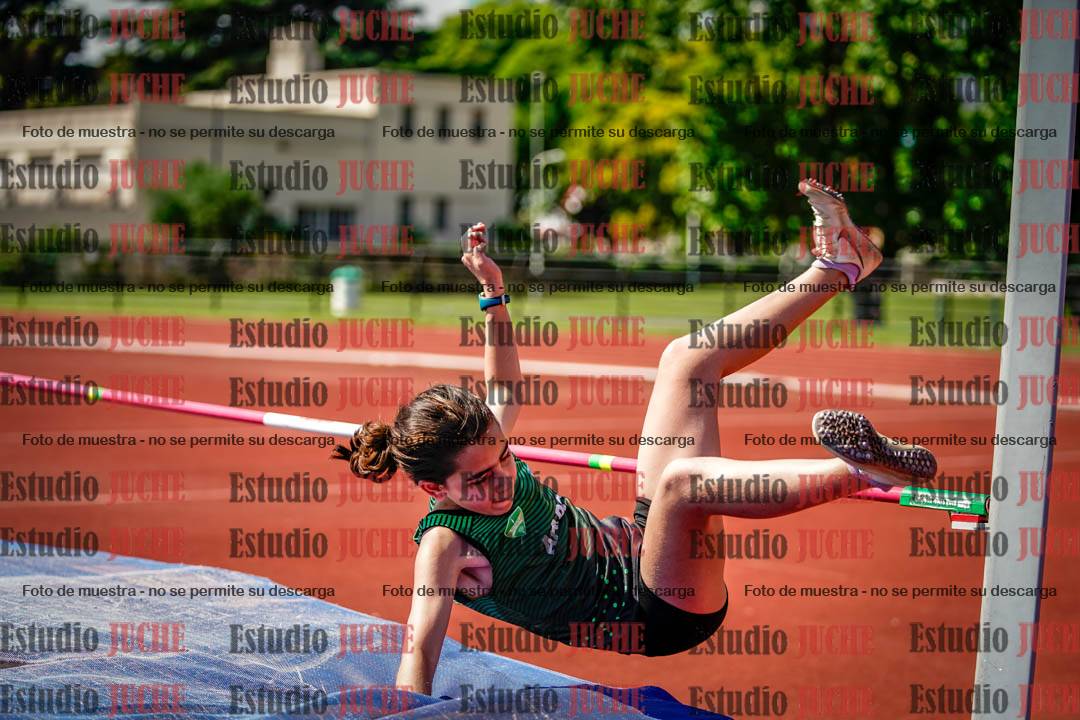 Fotos del salto en alto de mujeres
