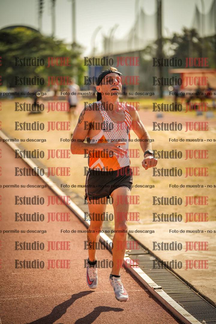 Fotos de los 3000 m llanos de varones