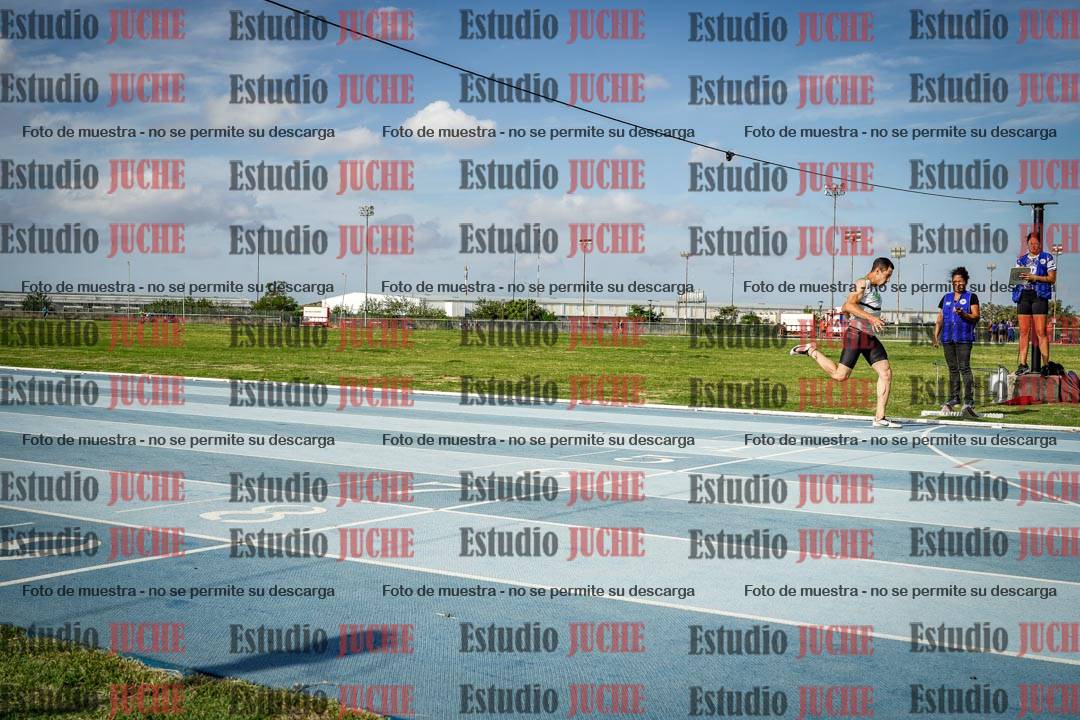 Fotos de los 400 m llanos de varones