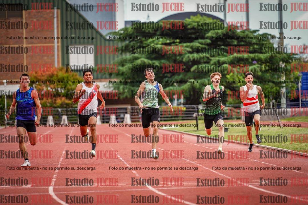 Fotos de los 200 m llanos de varones
