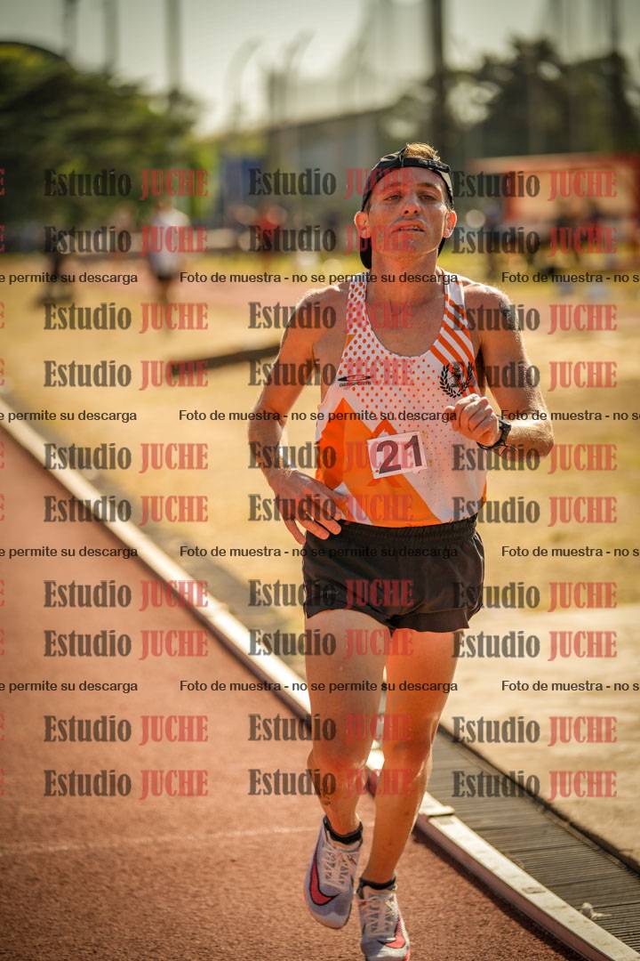 Fotos de los 3000 m llanos de varones