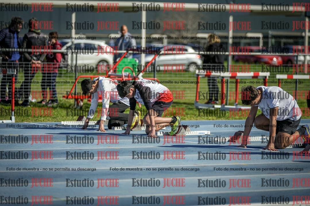 Fotos de los 80 m llanos de varones - U14