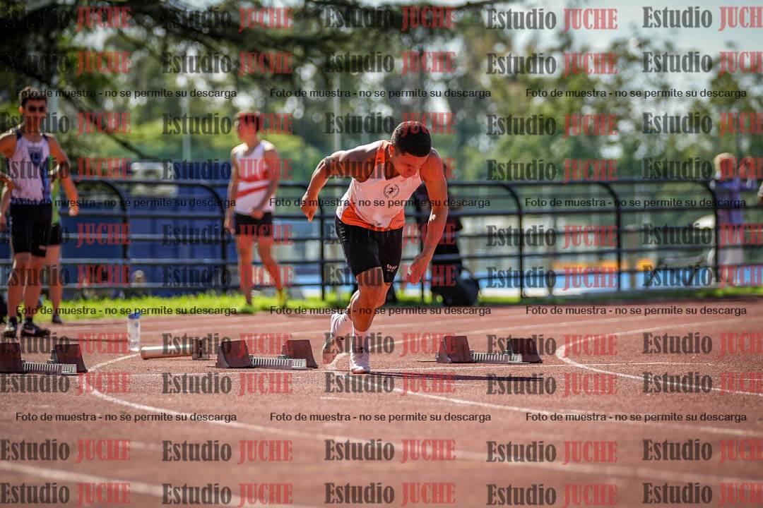 Fotos de los 100 m llanos de varones