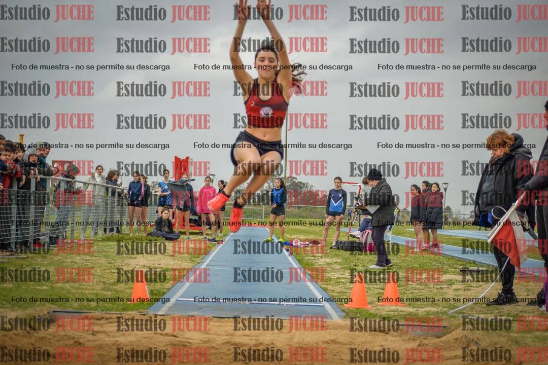 Fotos del salto en largo de mujeres - U18