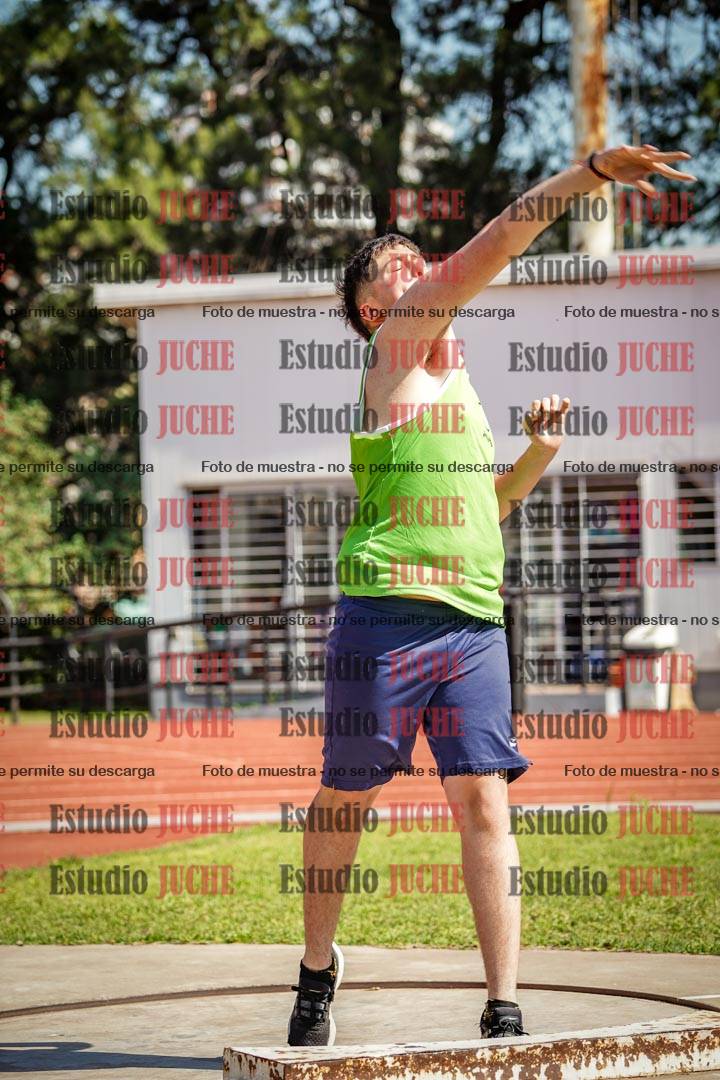 Fotos del lanzamiento de bala de varones