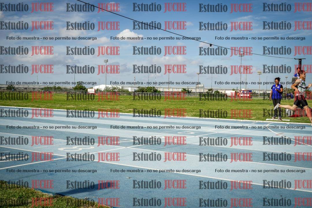 Fotos de los 400 m llanos de varones