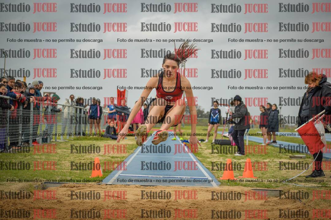 Fotos del salto en largo de mujeres - U18