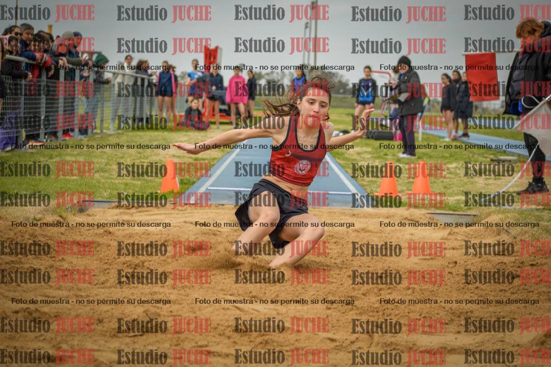 Fotos del salto en largo de mujeres - U18