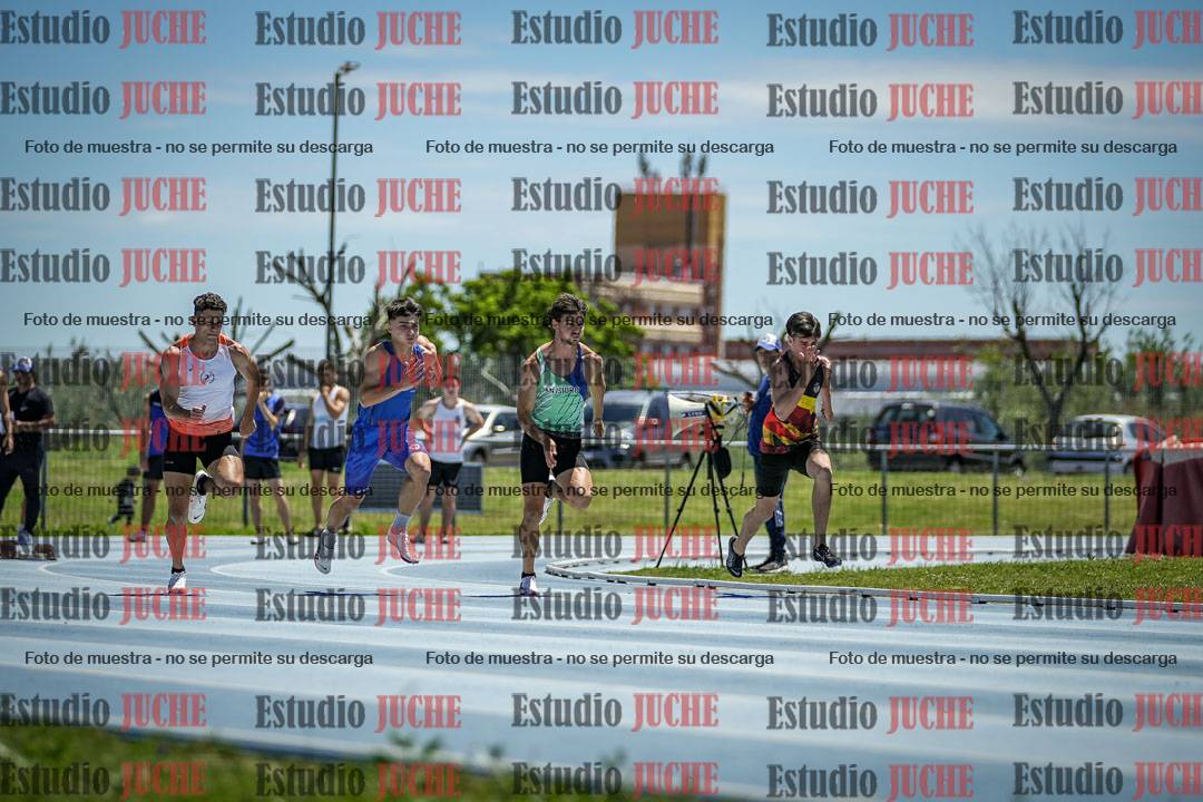 Fotos de los 100 m llanos de varones
