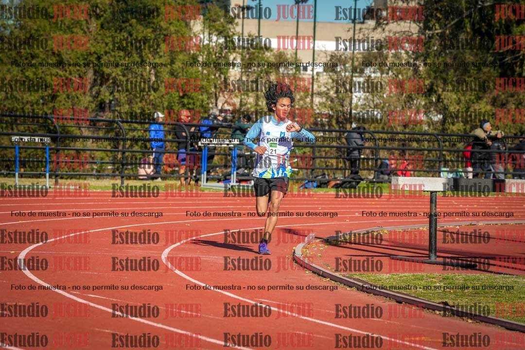 Fotos de los 2400 m llanos de varones
