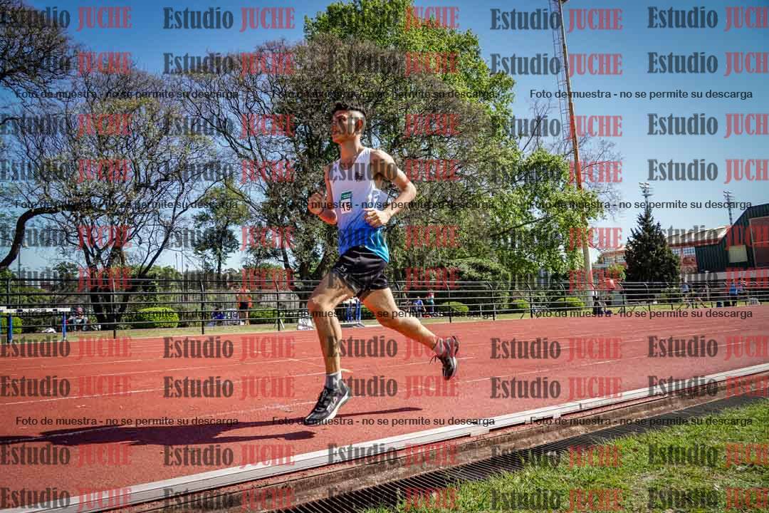 Fotos de los 2400 m de varones