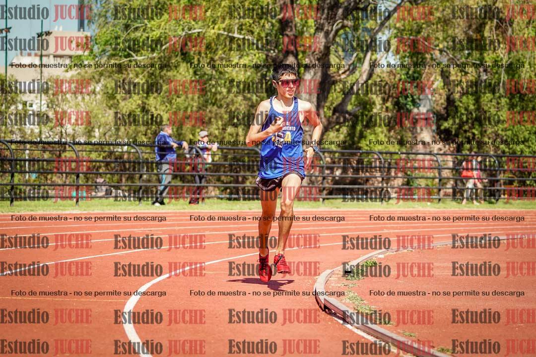 Fotos de los 2400 m de varones