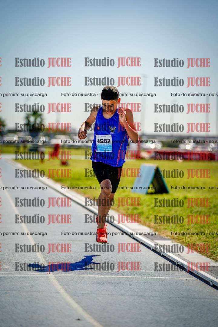 Fotos de los 600 m llanos de varones