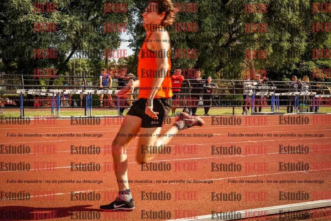 Fotos de los 100 m llanos de varones
