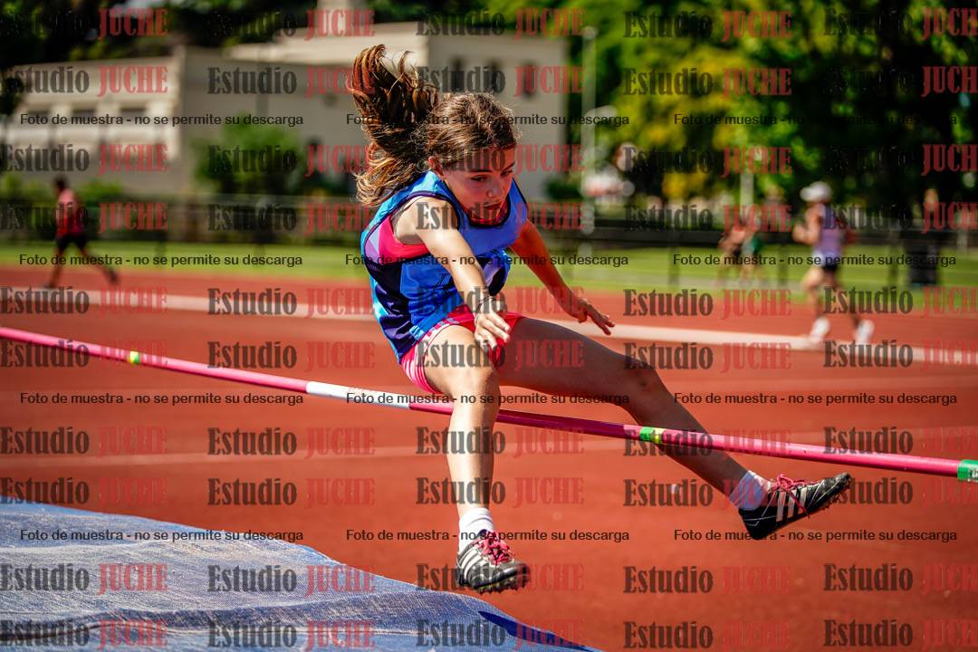 Fotos del salto en alto de mujeres