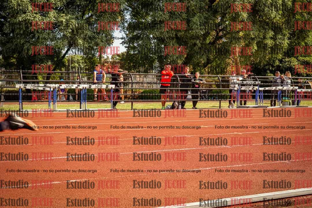 Fotos de los 100 m llanos de varones