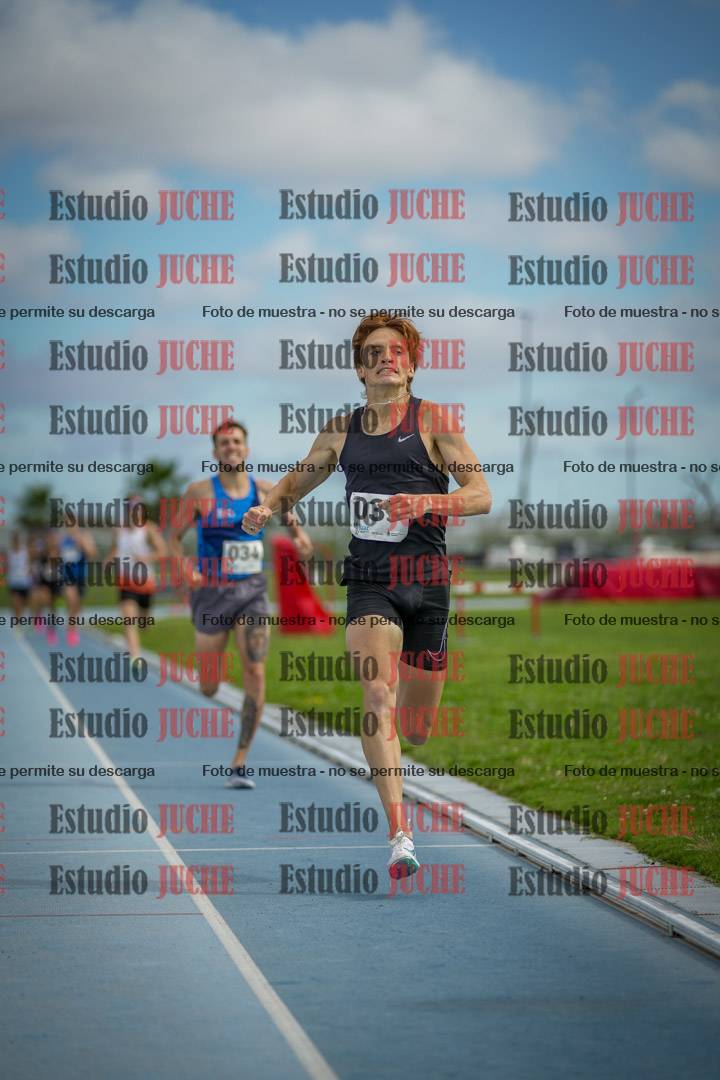 Fotos de los 1000 m llanos de varones