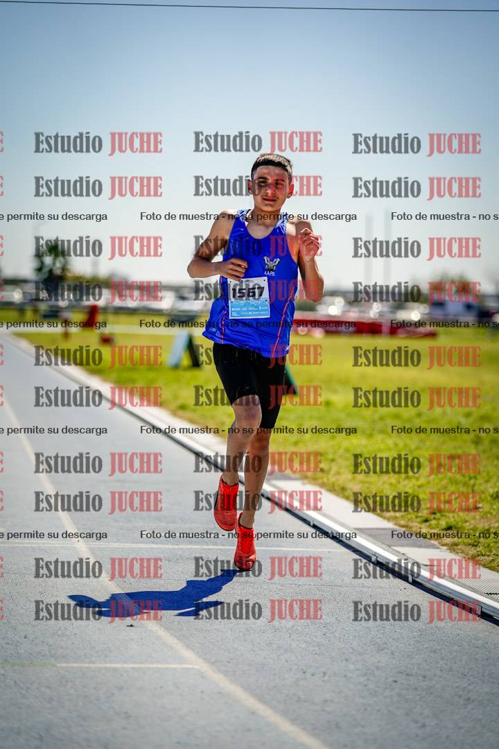 Fotos de los 600 m llanos de varones