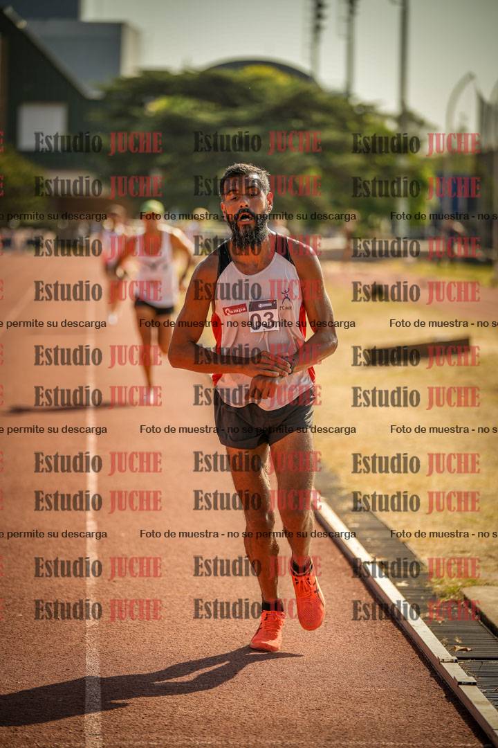 Fotos de los 3000 m llanos de varones