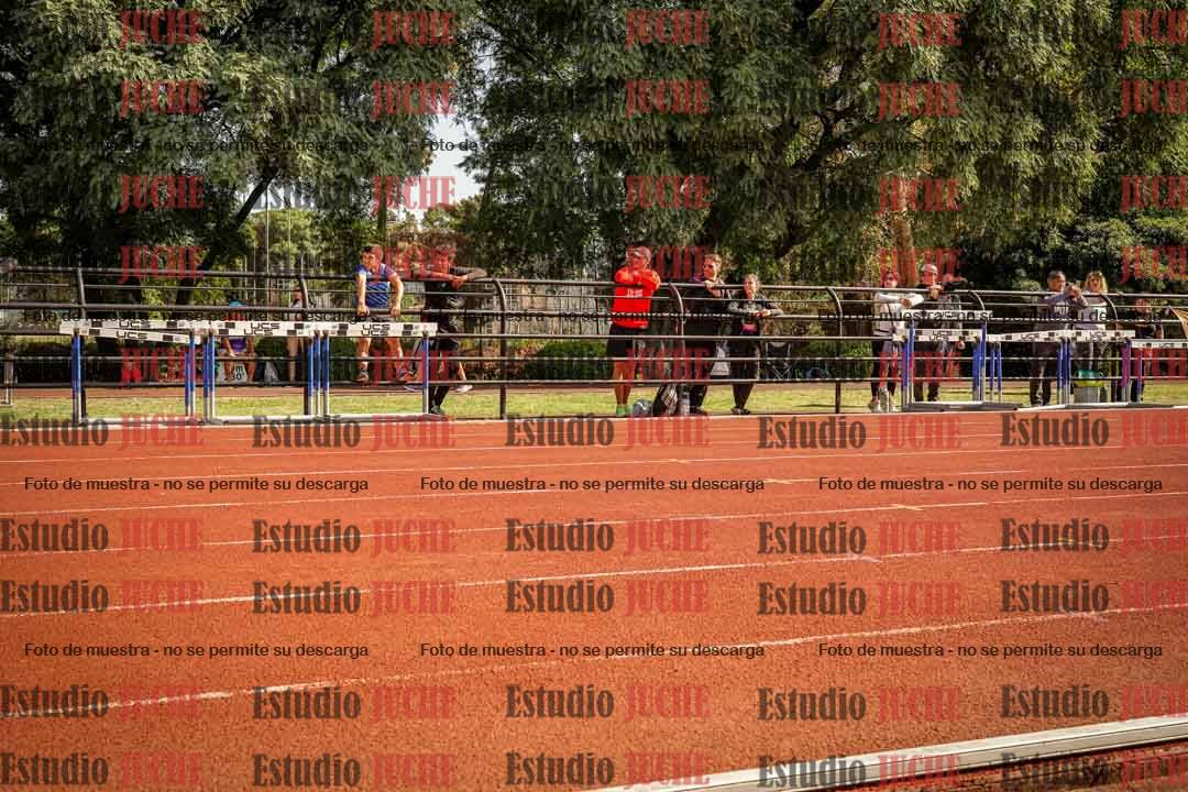 Fotos de los 100 m llanos de varones