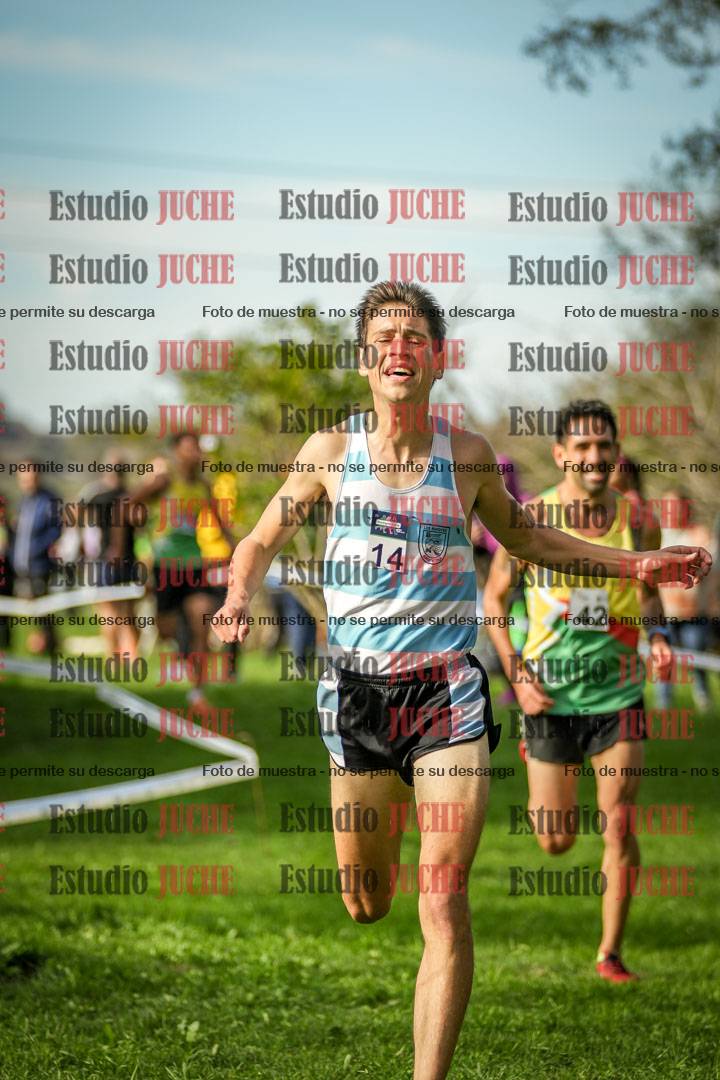 Fotos de la llegada del cross de 4000 m - varones