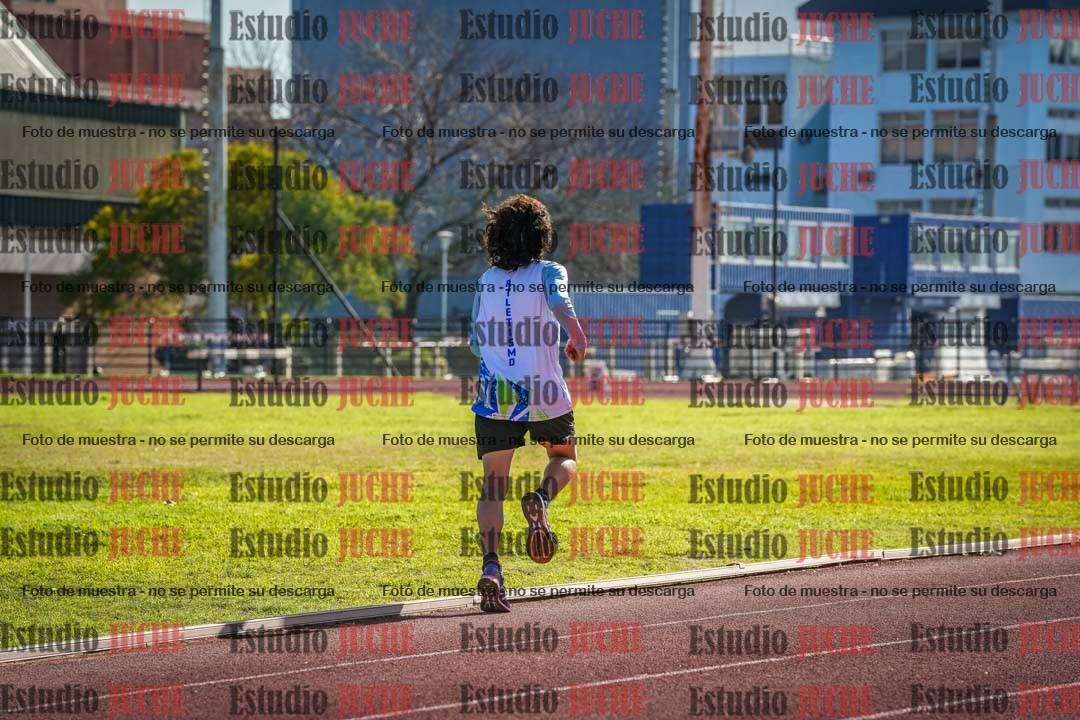 Fotos de los 2400 m llanos de varones