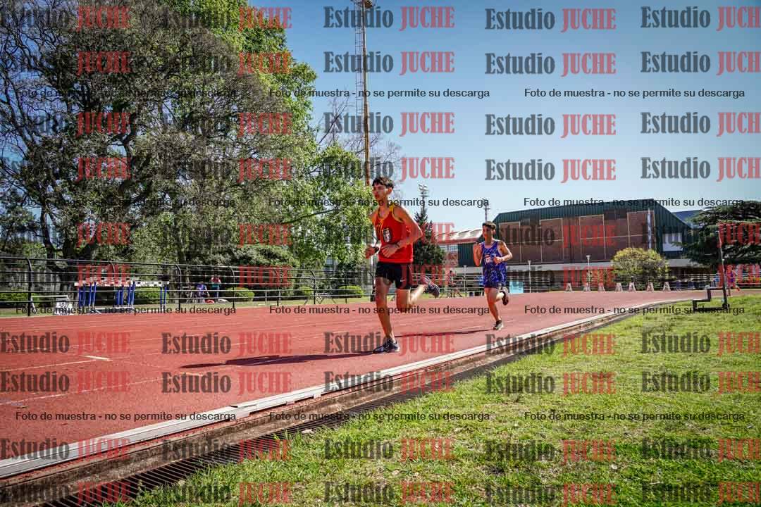 Fotos de los 2400 m de varones