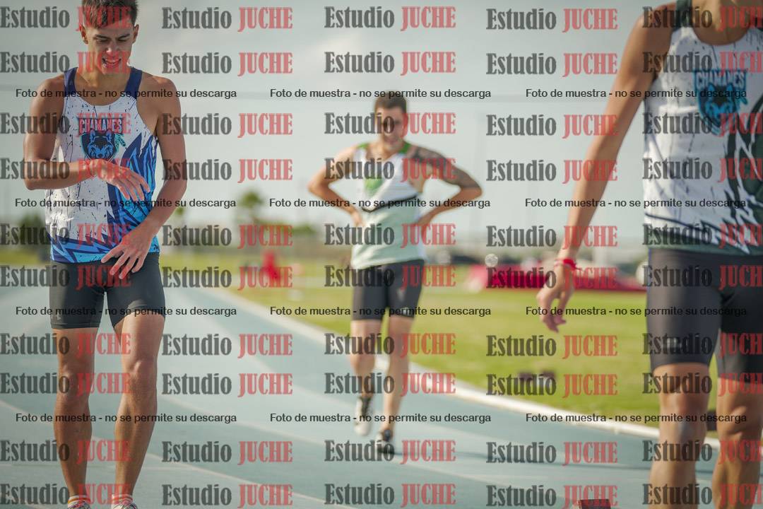 Fotos de los 400 m llanos de varones