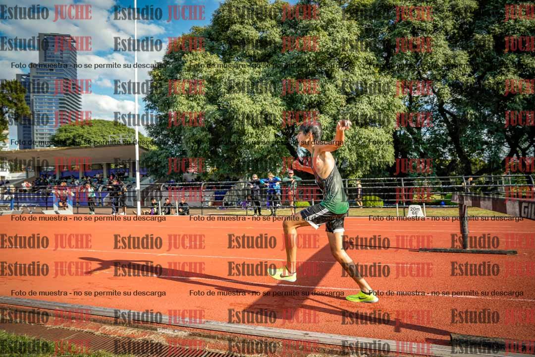 Fotos de los 2000 m con obstáculos de varones
