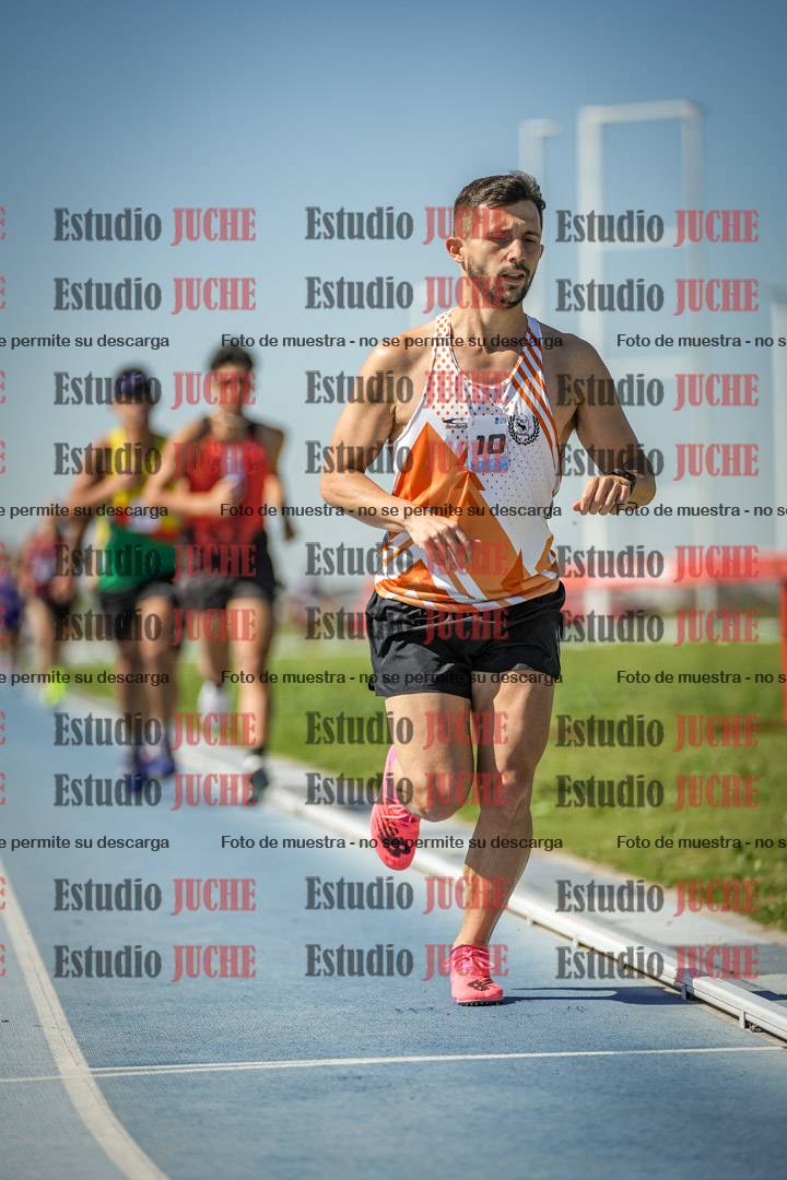 Fotos de los 5000 m de mujeres y varones - serie 2