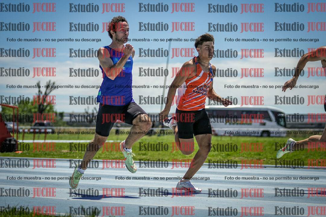 Fotos de los 100 m llanos de varones