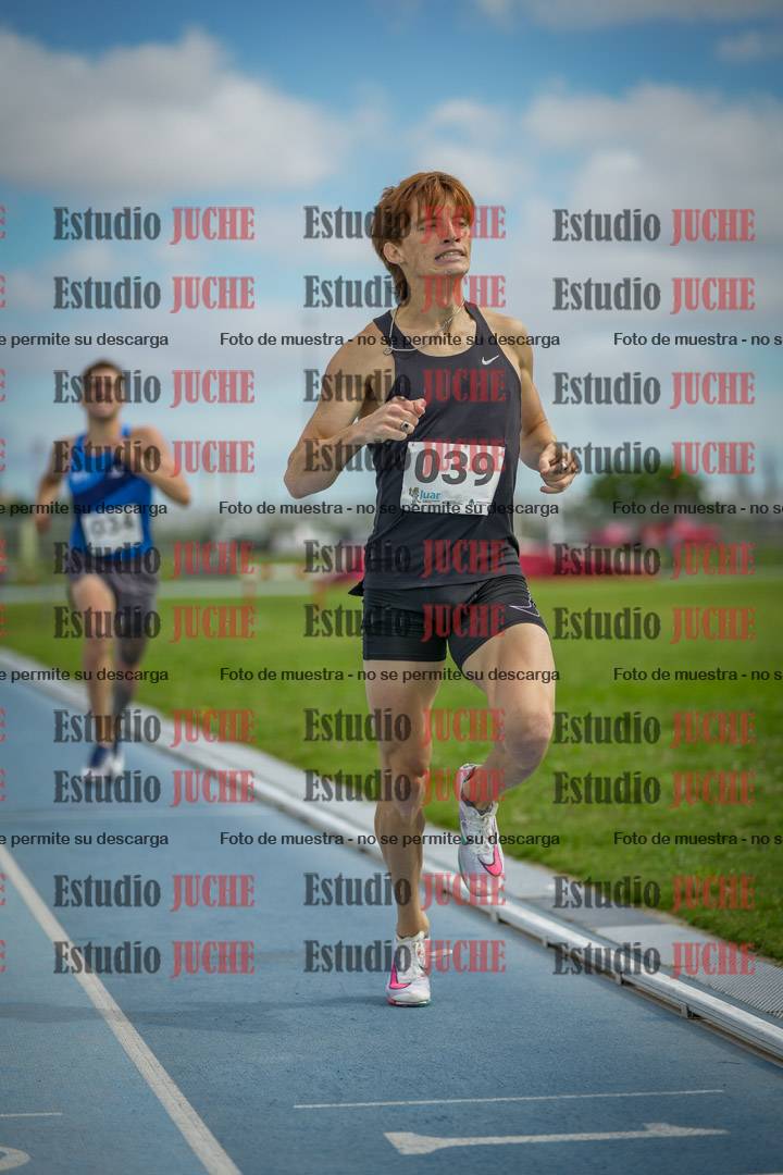 Fotos de los 1000 m llanos de varones