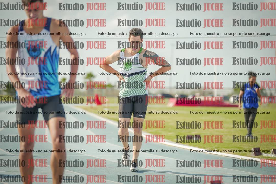 Fotos de los 400 m llanos de varones