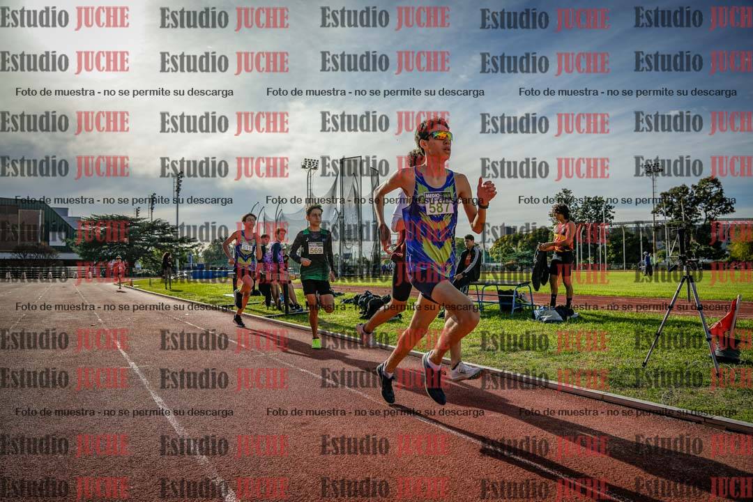 Fotos de los 600 m llanos de varones