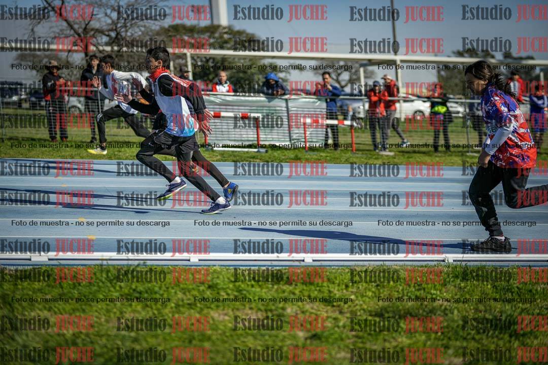 Fotos de los 80 m llanos de varones - U14