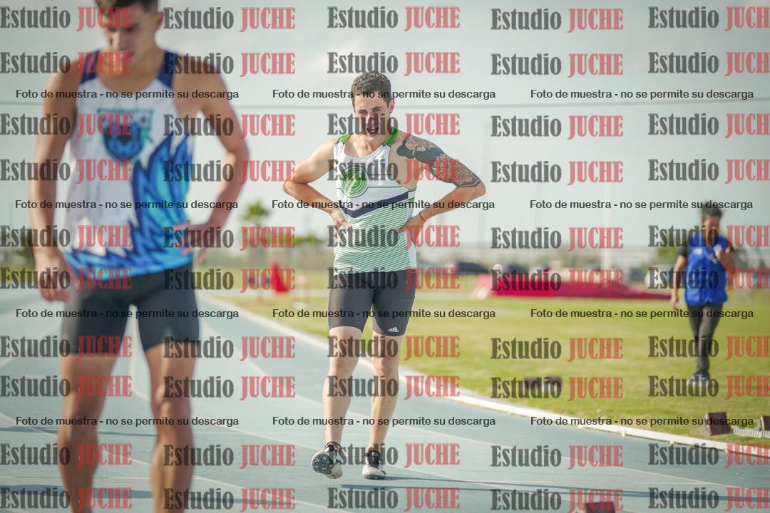 Fotos de los 400 m llanos de varones