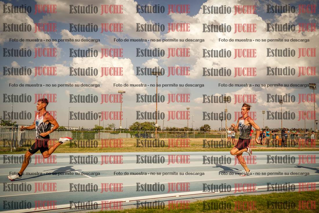 Fotos de los 300 m llanos de varones