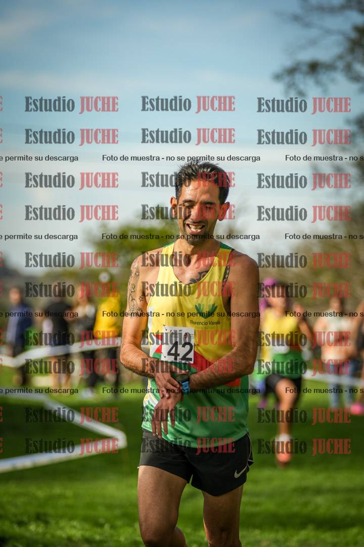 Fotos de la llegada del cross de 4000 m - varones