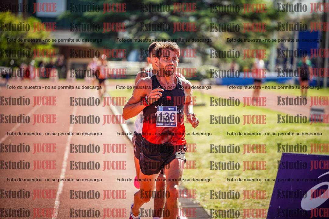 Fotos de los 10.000 m de varones - serie 1