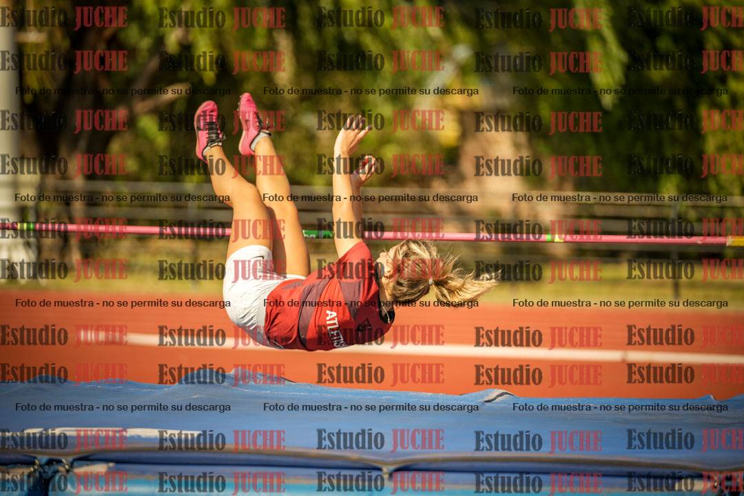 Fotos del salto en alto de mujeres - combinadas 2