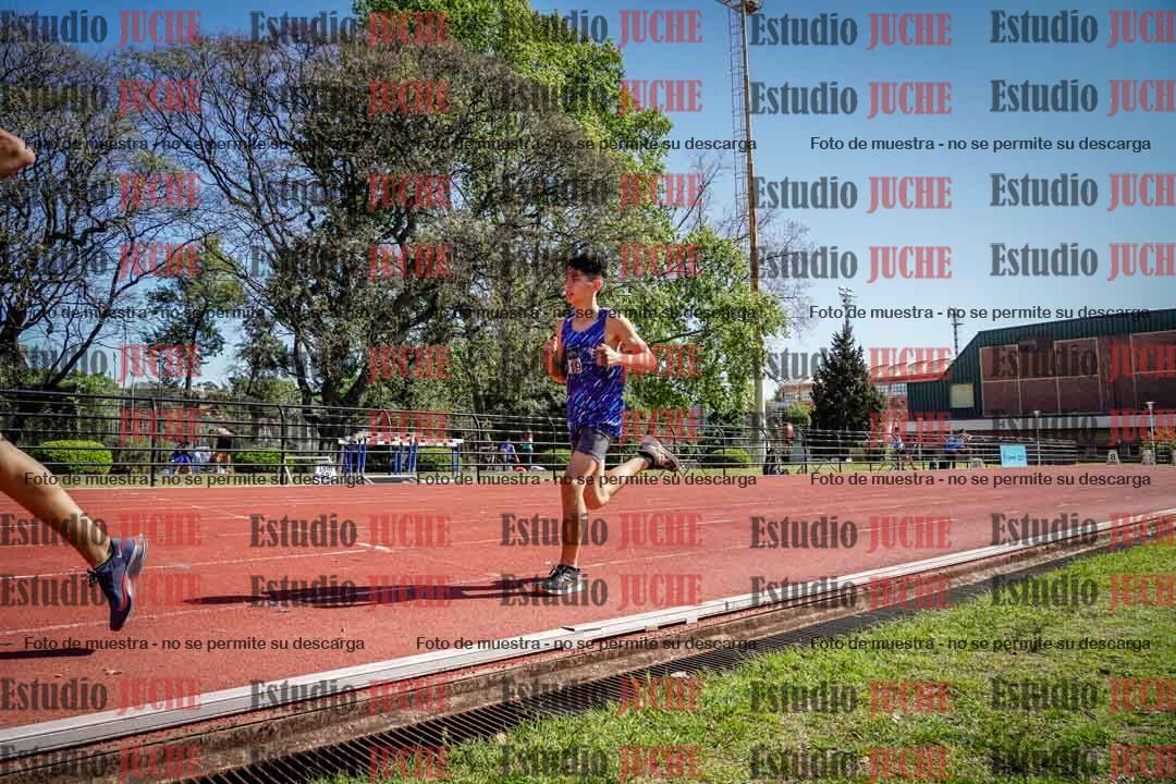 Fotos de los 2400 m de varones
