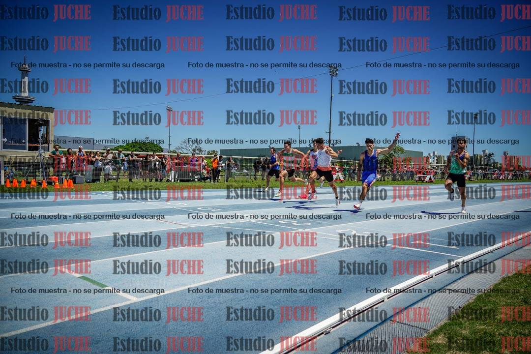 Fotos de los 100 m llanos de varones
