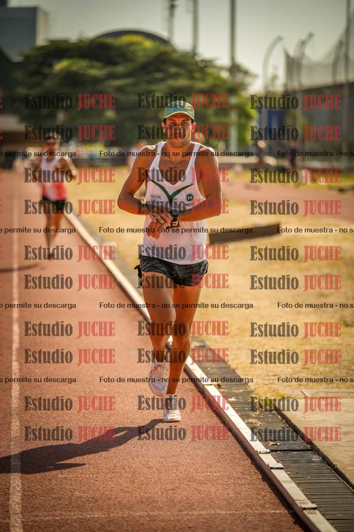 Fotos de los 3000 m llanos de varones